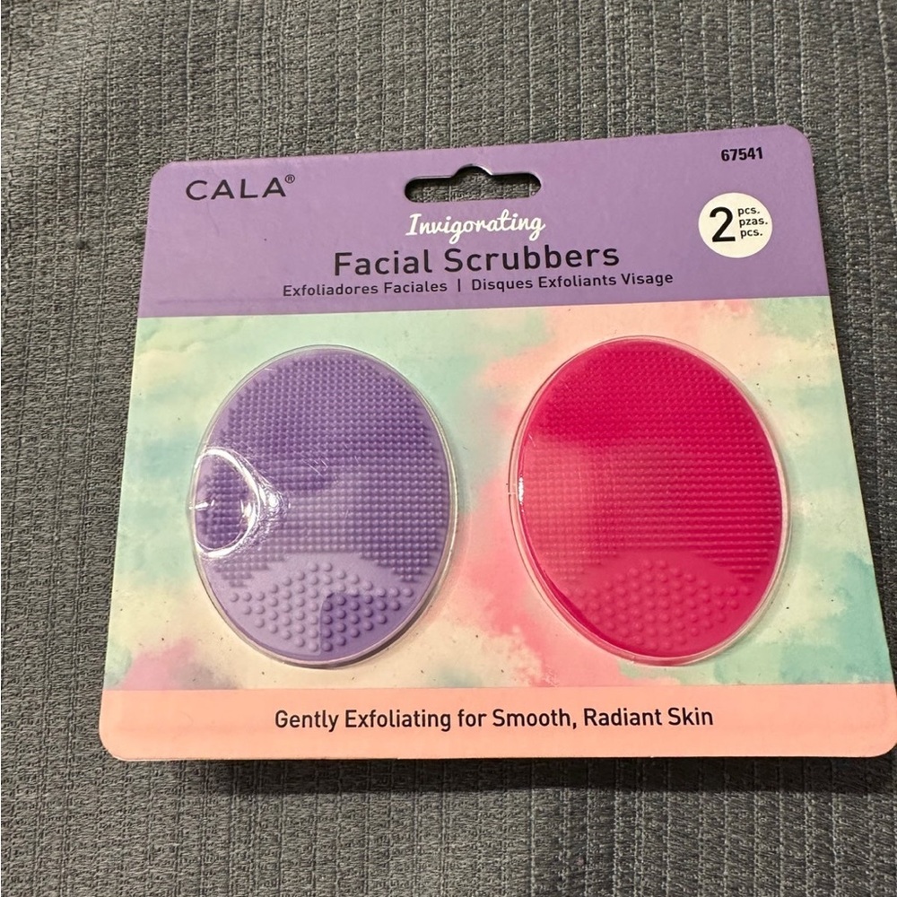 Cala Invigorating Facial Scrubbers NEW
